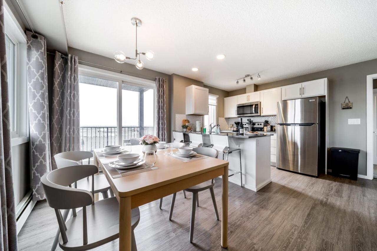 Peaceful Oasis Condo, Ac, Top Floor, Secure Ug Parking, Balcony, King Bed! Эдмонтон Экстерьер фото
