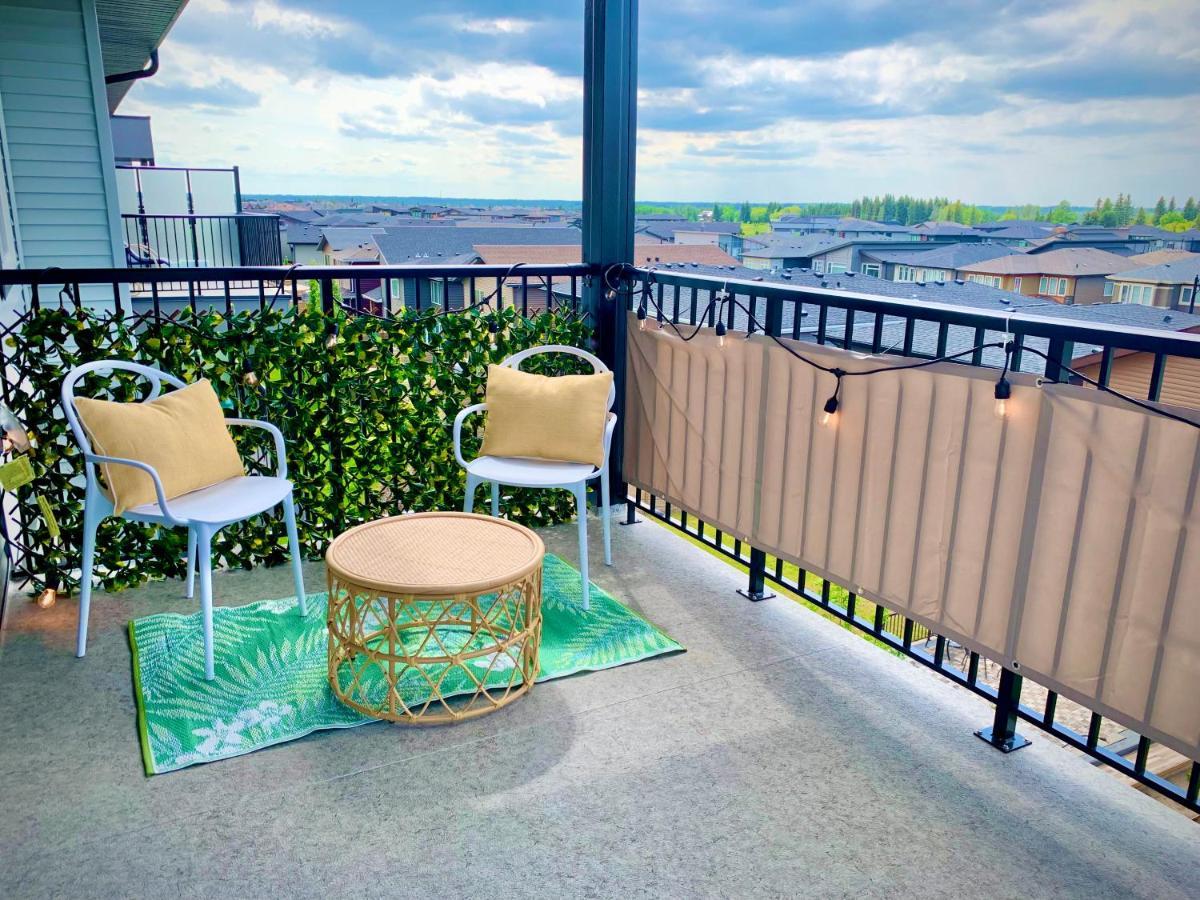 Peaceful Oasis Condo, Ac, Top Floor, Secure Ug Parking, Balcony, King Bed! Эдмонтон Экстерьер фото